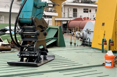 長江重慶航道工程局主導(dǎo)研發(fā)的新型航道整治施工多功能施工工藝及裝備通過現(xiàn)場驗(yàn)收